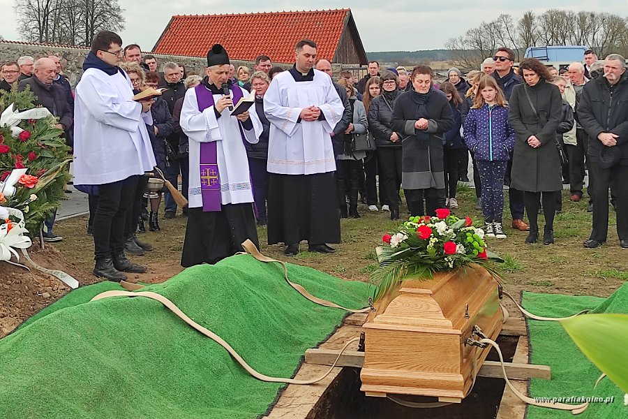 03 Tykocin - pogrzeb Jana Krawczyka.jpg